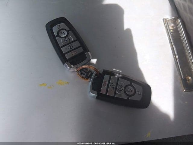 2021 FORD ESCAPE SE 11