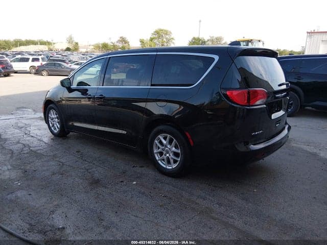 2022 CHRYSLER VOYAGER LX 3