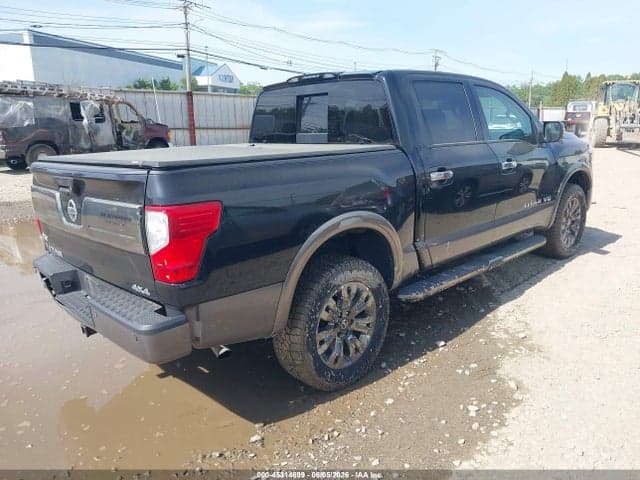 2018 NISSAN TITAN PLATINUM RESERVE 4