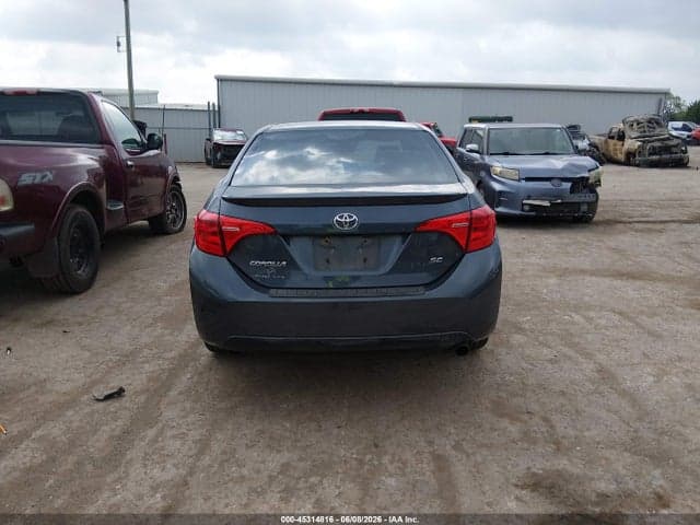 2018 TOYOTA COROLLA SE 16