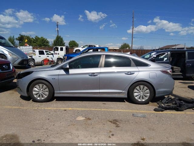 2017 HYUNDAI SONATA HYBRID SE 15