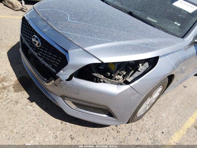 2017 HYUNDAI SONATA HYBRID SE 18