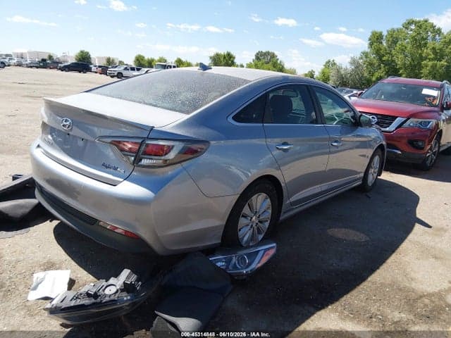 2017 HYUNDAI SONATA HYBRID SE 4
