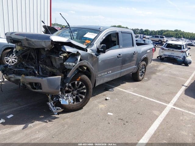 2019 NISSAN TITAN PRO-4X 2
