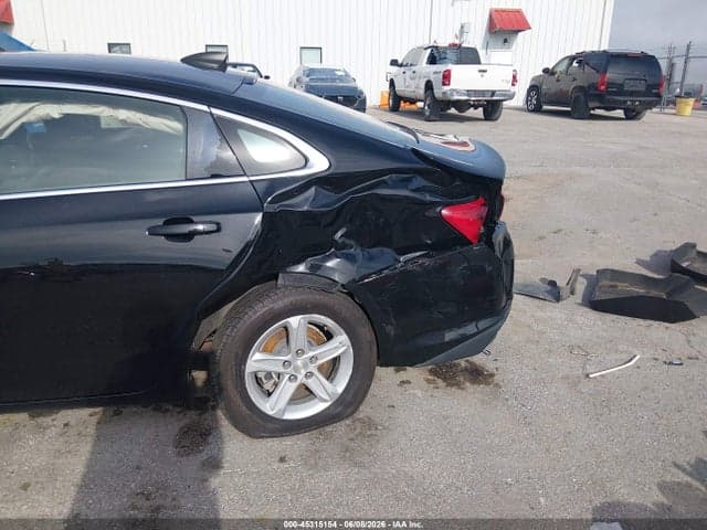 2020 CHEVROLET MALIBU FWD LS 6