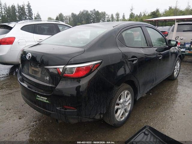 2017 TOYOTA YARIS IA 4