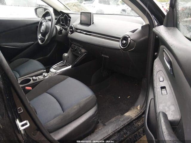 2017 TOYOTA YARIS IA 5