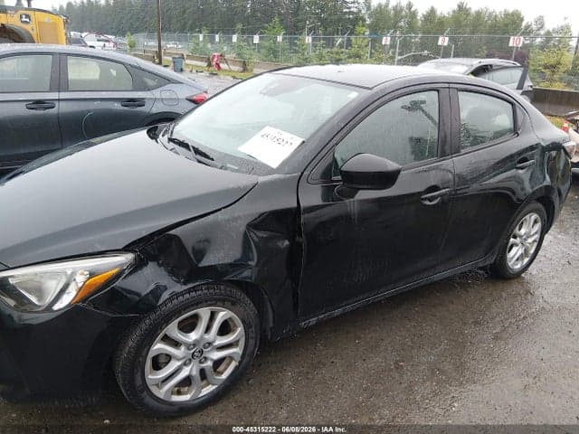 2017 TOYOTA YARIS IA 6