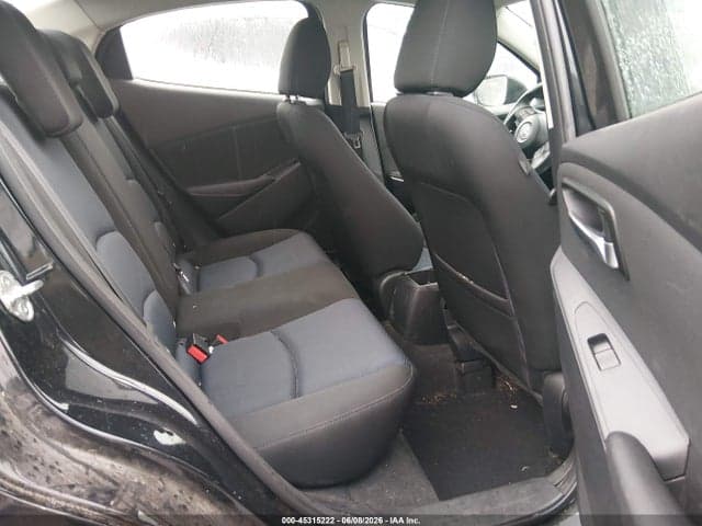 2017 TOYOTA YARIS IA 8