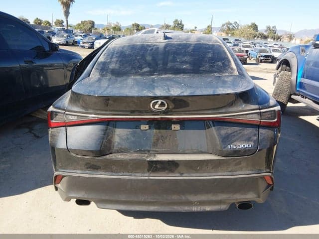 2023 LEXUS IS 300 16