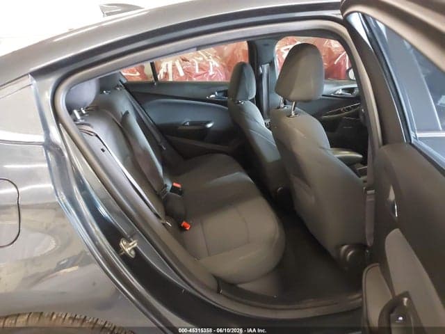 2017 CHEVROLET CRUZE LT AUTO 8