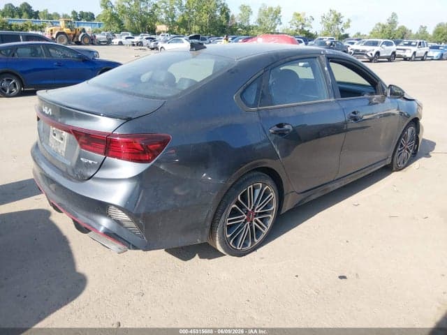 2023 KIA FORTE GT 4