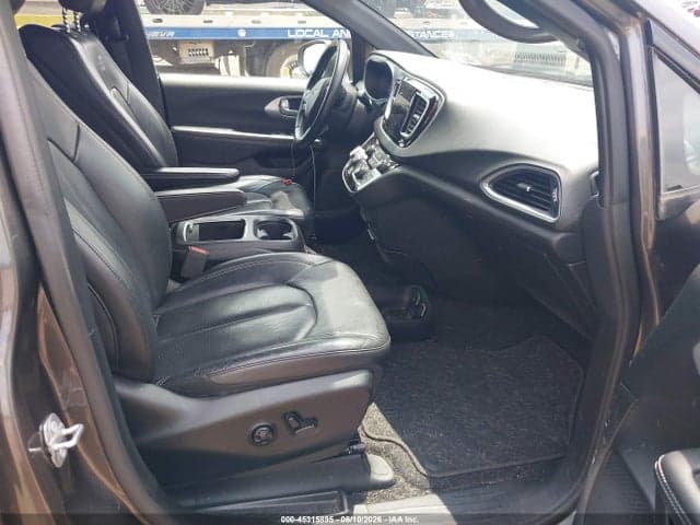 2018 CHRYSLER PACIFICA TOURING L PLUS 5