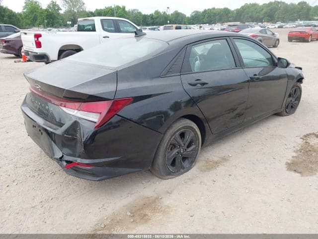 2021 HYUNDAI ELANTRA SEL 4