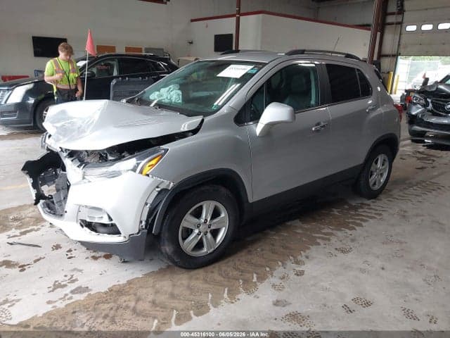 2019 CHEVROLET TRAX LT 2