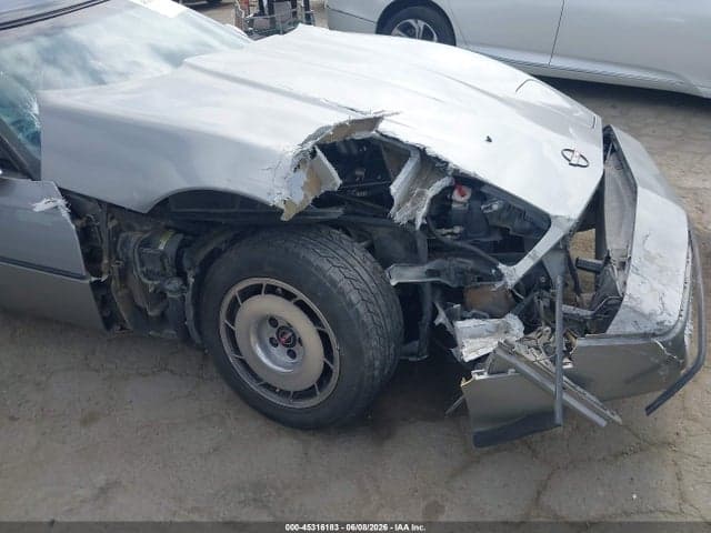 1985 CHEVROLET CORVETTE 6