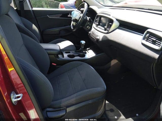 2019 KIA SORENTO 2.4L LX 6