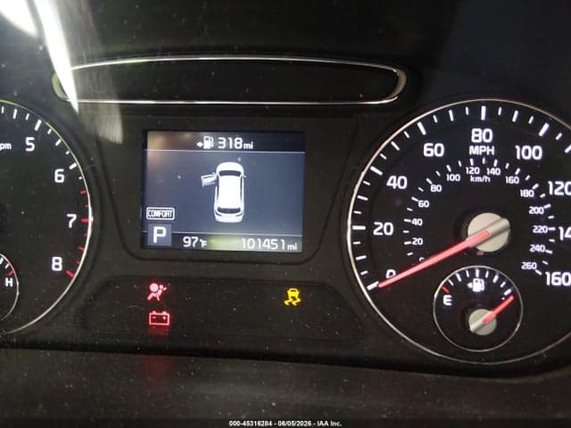 2019 KIA SORENTO 2.4L LX 8