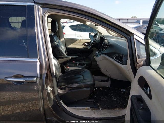 2018 CHRYSLER PACIFICA TOURING L 5