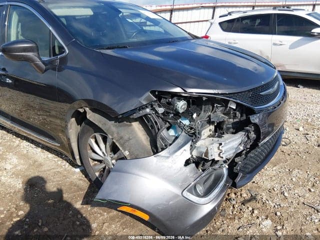 2018 CHRYSLER PACIFICA TOURING L 6