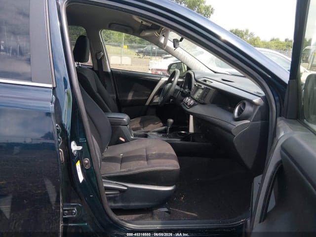 2018 TOYOTA RAV4 LE 5