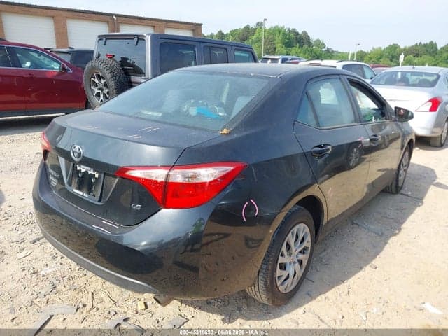 2019 TOYOTA COROLLA LE 4