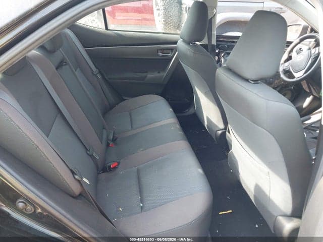 2019 TOYOTA COROLLA LE 8