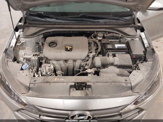2020 HYUNDAI ELANTRA SE 10