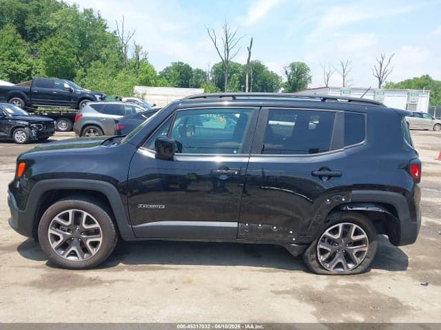 2017 JEEP RENEGADE LATITUDE 4X4 15