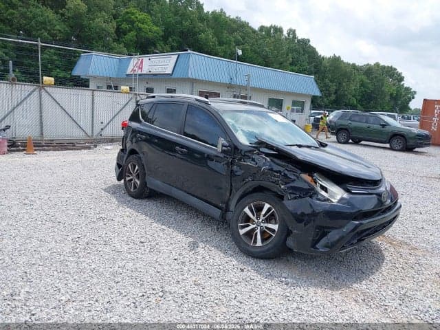 2017 TOYOTA RAV4 XLE 1