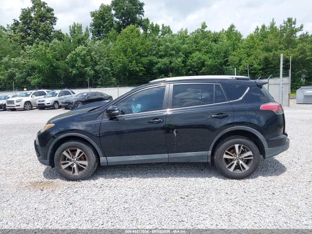 2017 TOYOTA RAV4 XLE 14