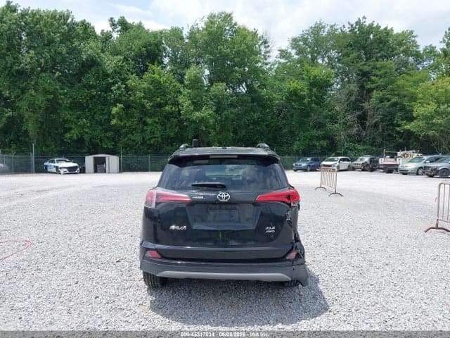 2017 TOYOTA RAV4 XLE 16