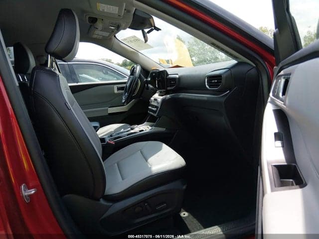 2021 FORD EXPLORER XLT 5
