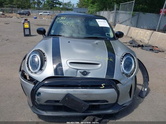 2024 MINI SE HARDTOP 6