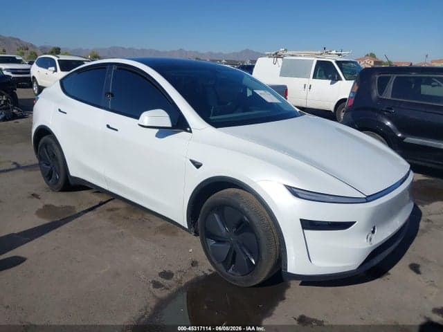 2026 TESLA MODEL Y 1