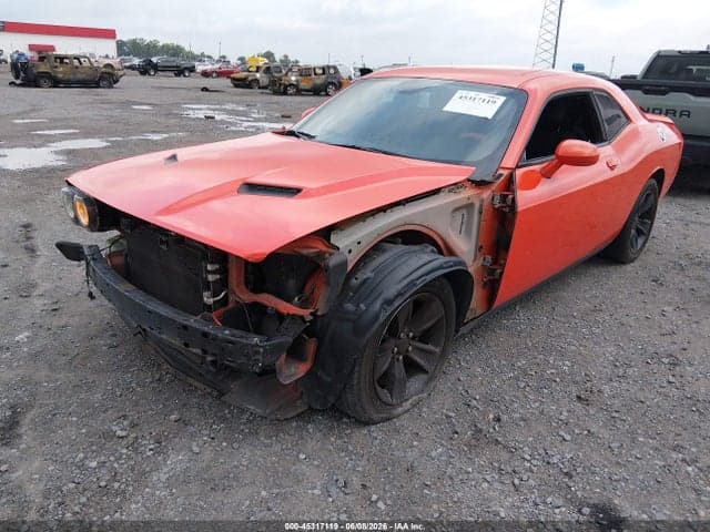 2019 DODGE CHALLENGER SXT 2