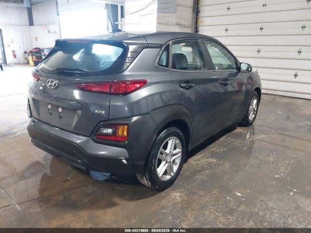 2020 HYUNDAI KONA SE 4