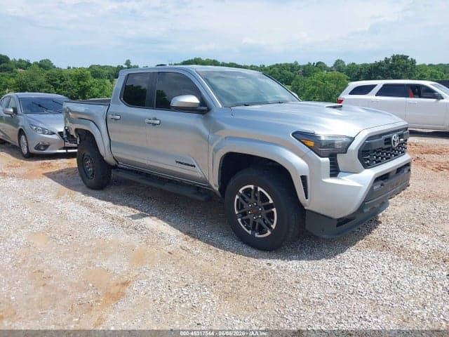 2025 TOYOTA TACOMA TRD SPORT 2