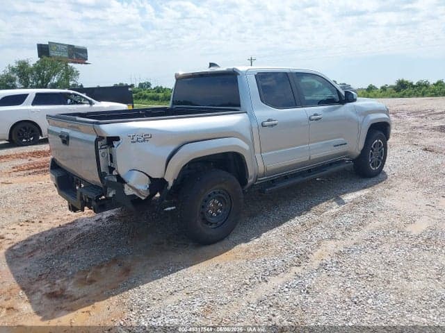 2025 TOYOTA TACOMA TRD SPORT 5