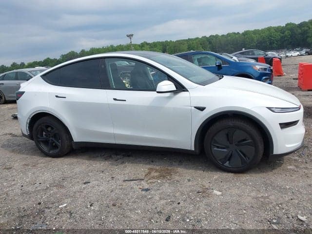 2026 TESLA MODEL Y PREMIUM REAR-WHEEL DRIVE/REAR-WHEEL DRIVE 13