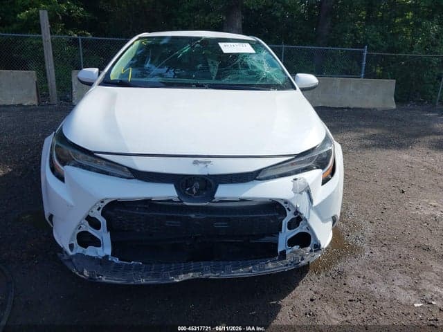 2022 TOYOTA COROLLA LE 12
