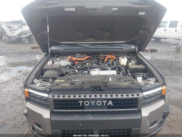 2026 TOYOTA LAND CRUISER 10