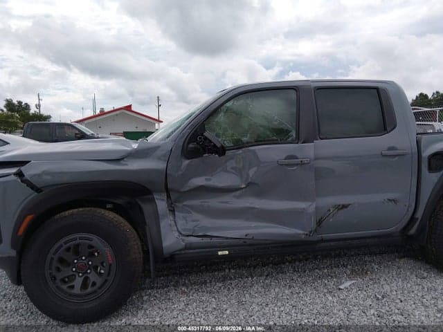 2025 NISSAN FRONTIER PRO-X 4X2 6