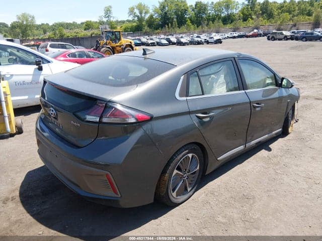 2020 HYUNDAI IONIQ PLUG-IN HYBRID SEL 4