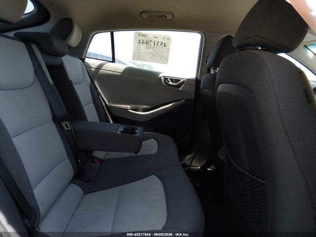 2020 HYUNDAI IONIQ PLUG-IN HYBRID SEL 8