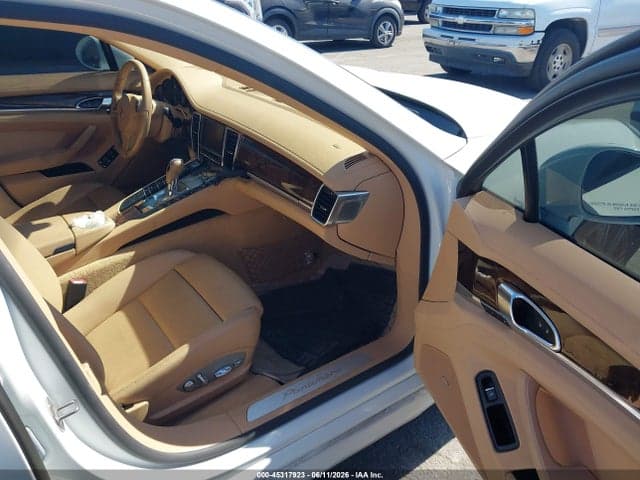 2015 PORSCHE PANAMERA 4 5