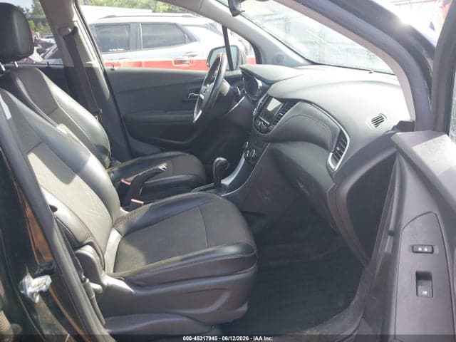 2019 CHEVROLET TRAX LT 5