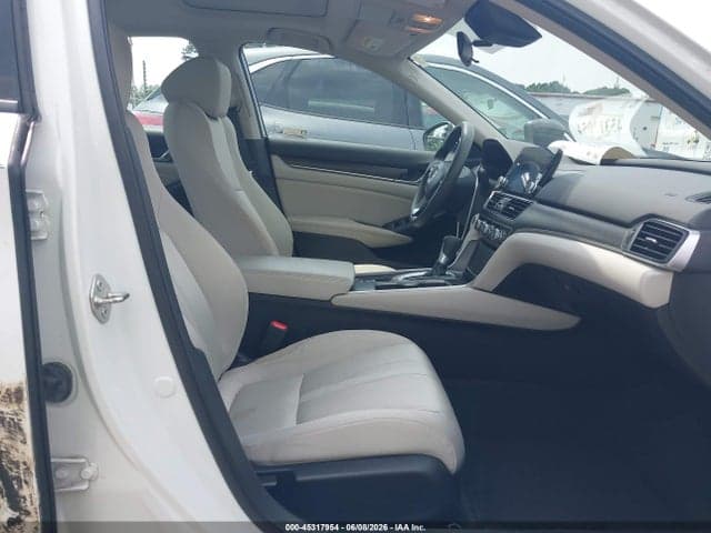 2018 HONDA ACCORD EX 5