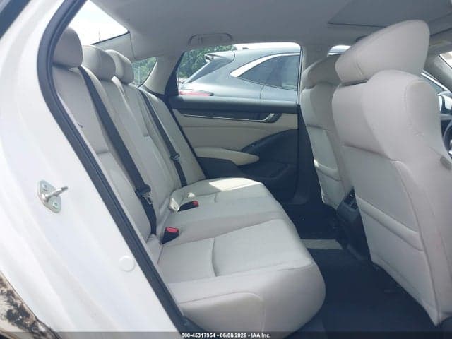 2018 HONDA ACCORD EX 8