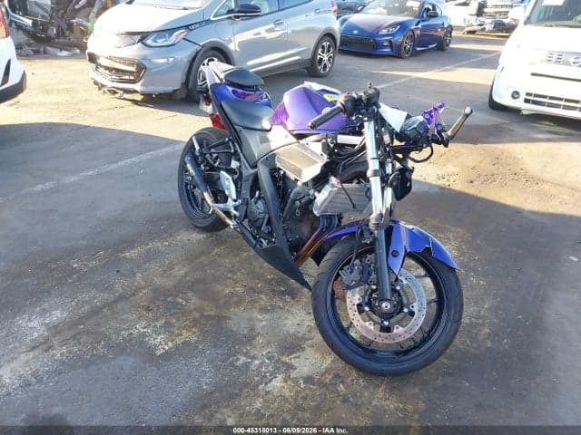 2018 YAMAHA YZFR3 A